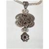 Image 1 : Silver pendant with 3 flowers with  a garnet in#1618375