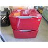Image 1 : Pair of Red Laundry Pedestals