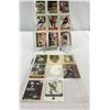 Image 1 : 2 Plastic Holders With 16 Bobby Hull Hockey Cards, Various Years