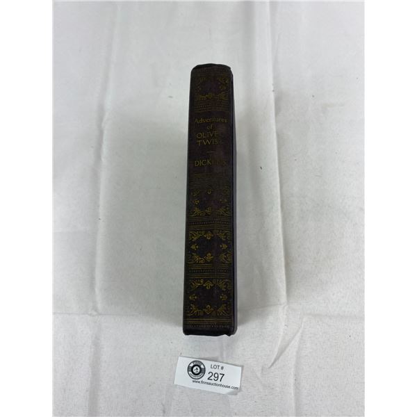 1928 The Adventures Of Oliver Twist By Charles Dickens, Book League Of America, 341 Page Count, Hard