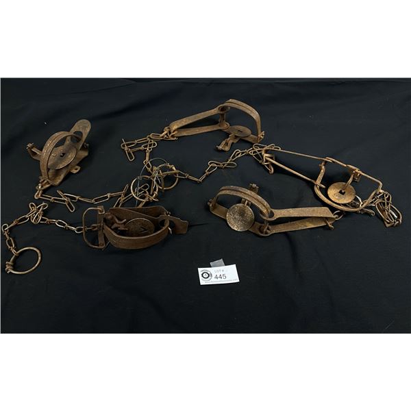 Nice Lot of Vintage/Antique Animal Traps