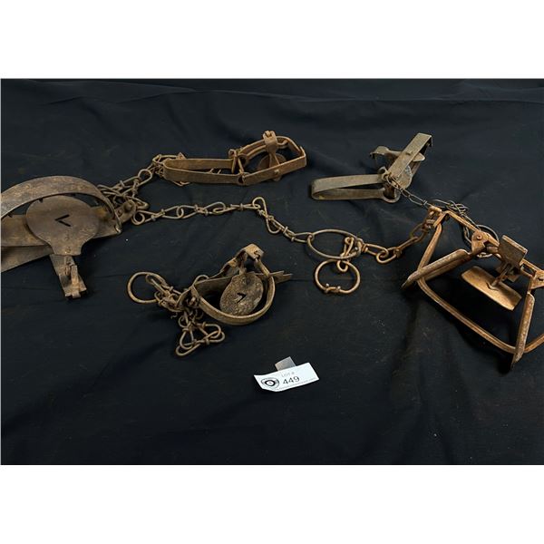 Nice Lot of Vintage/Antique Animal Traps