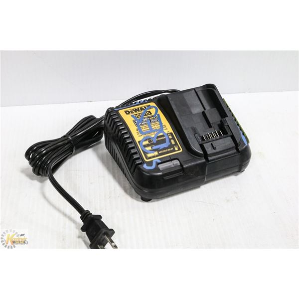 DEWALT DCB115 BATTERY CHARGER
