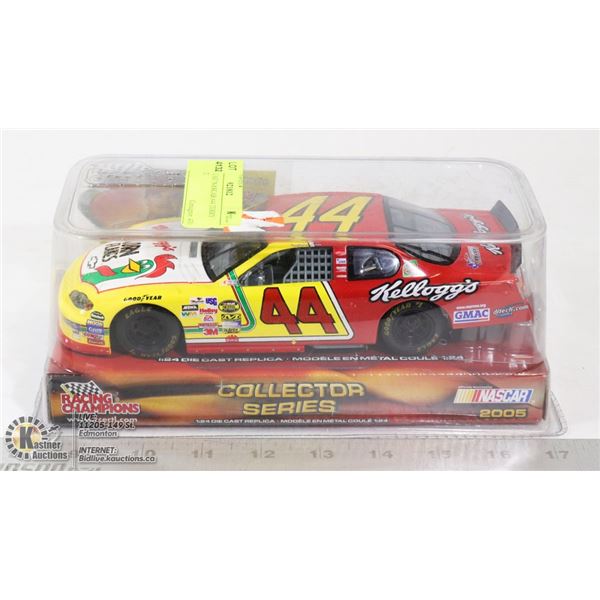 1:24 DIE CAST NASCAR #44 TERRY LABONTE