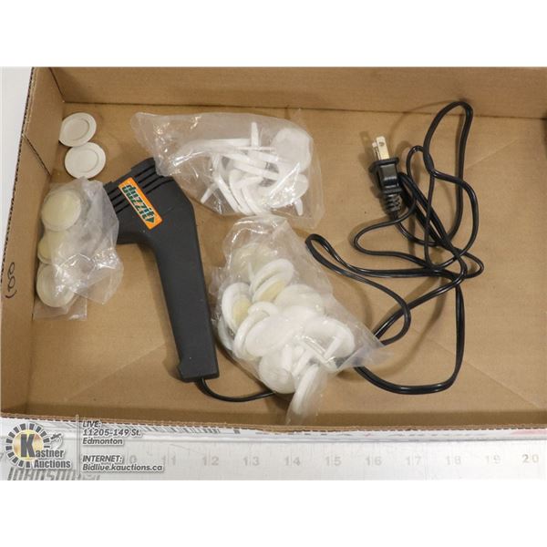 DUSIT HANDY HANGER SYSTEM & HOOKS