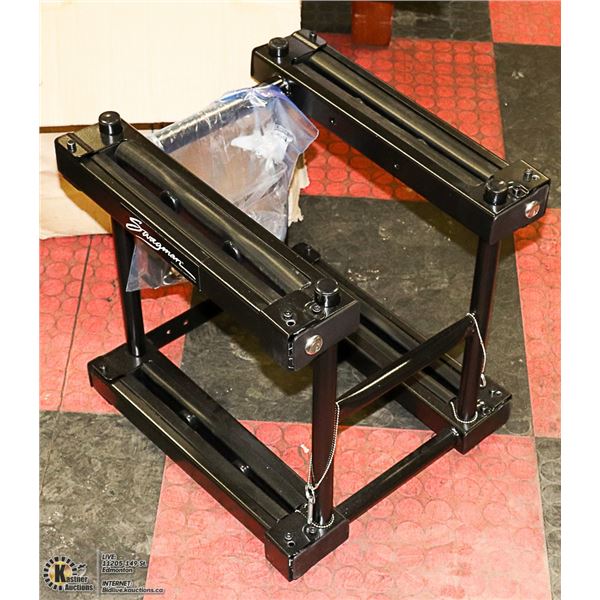 SWAGMAN SNOWBOARD/SKI CARRIER-NEVER USED