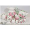 Image 1 : PINK ROSES TUSCANY COLLECTION TEAPOT & MORE