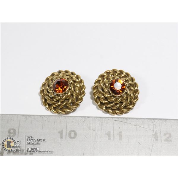 VINTAGE CORO CLIP EARRINGS