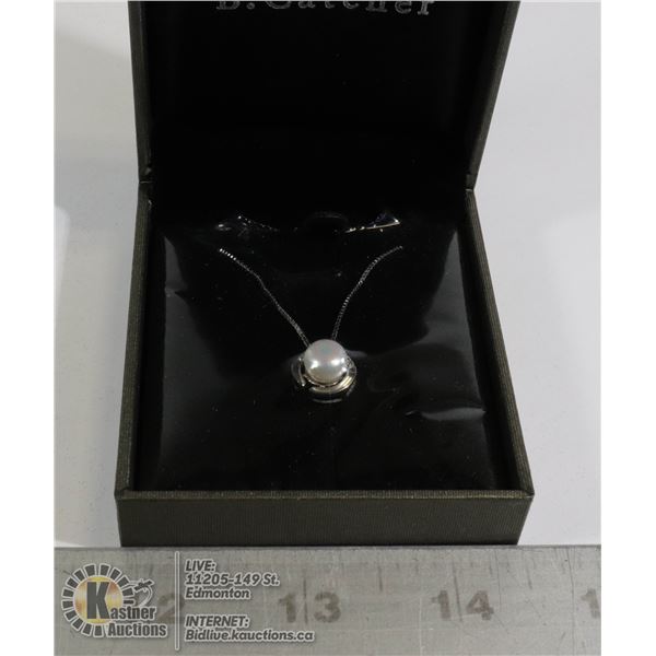 .925 SILVER CHAIN  AND FRESH WATER PEARL PENDANT