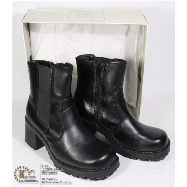 PAIR OF GRACIES 725 ORIGINALS BLACK LADIES ANKLE