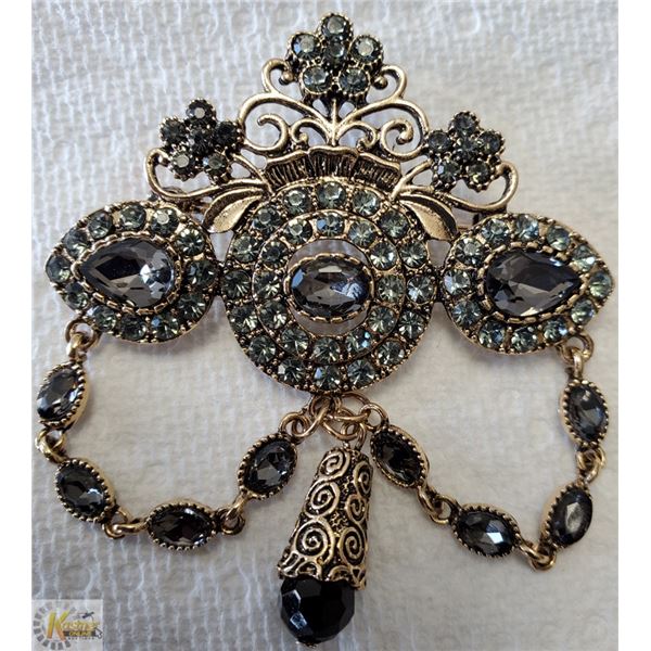 BOHO CROWN BROOCH