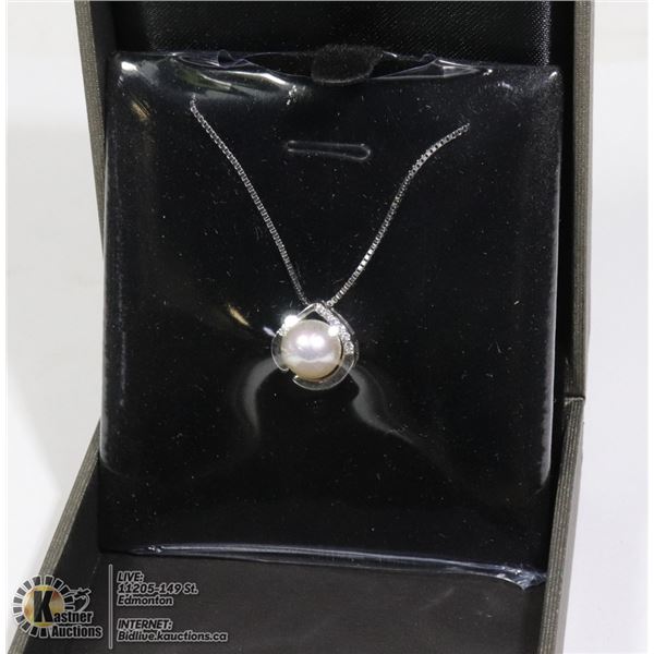 .925 SILVER CHAIN  AND FRESH WATER PEARL PENDANT