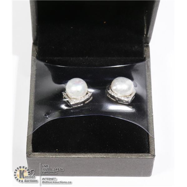 FRESH WATER PEARL EARRINGS