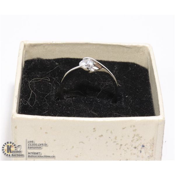 WHITE GOLD PLATED RING WITH CZ STONE SIZE 6, NEW,