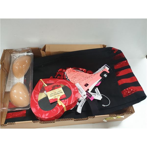 LADIES ROMANCE LOT INCLUDES LARGE NEW