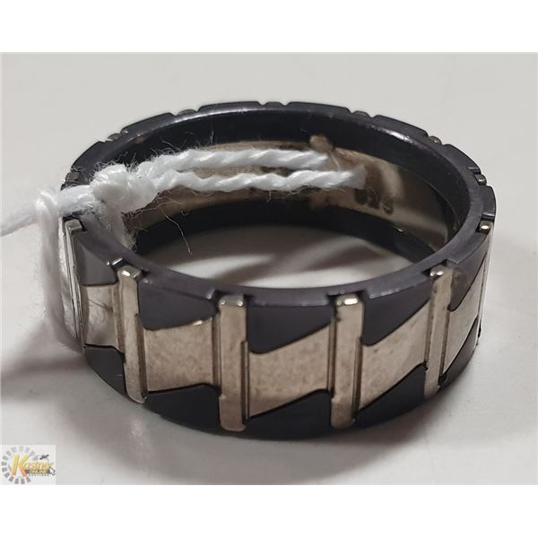 STAINLESS STEEL RINGS- NEW (62)