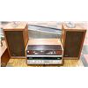 Image 1 : VINTAGE SONY TURNTABLE WITH 2 SPEAKERS