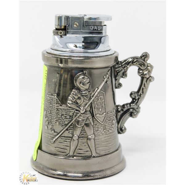 UNIQUE LIGHTER TANKARD JUG KNIGHTS CREST ARMOUR