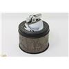 Image 1 : UNIQUE LIGHTER EGYPTIAN MURAL BASE ENGRAVED
