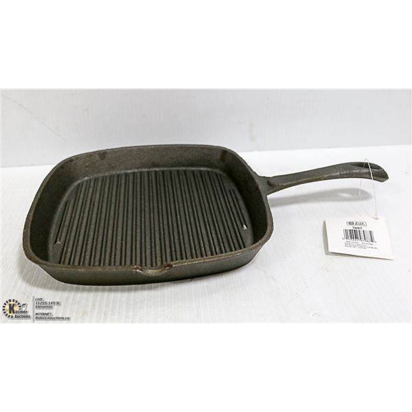 NEW 9" X 9" SQUARE CAST IRON SKILLETS