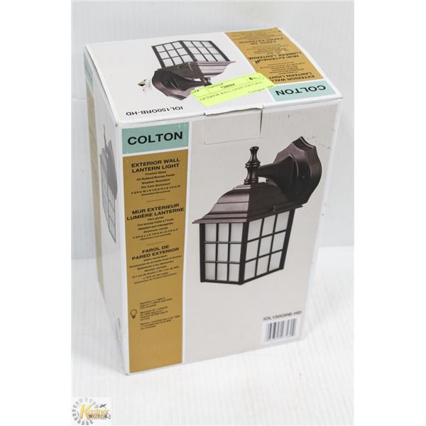 EXTERIOR WALL LIGHT FIXTURES