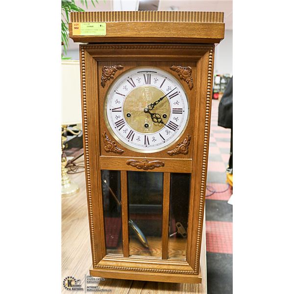 WESTERN GERMANY CHIME CLOCK W/KEY-3 CHIME SETTING-