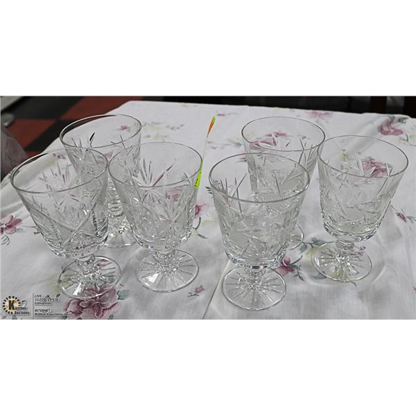6 GLASS CUPS