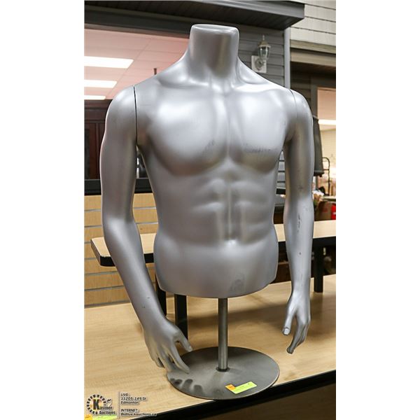 SILVER MALE MANNEQUIN FORM