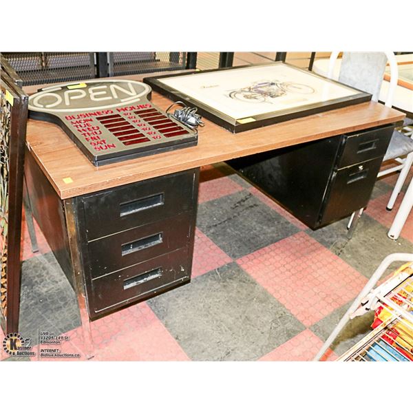WOOD & METAL OFFICE DESK 60" X 30" X 29"
