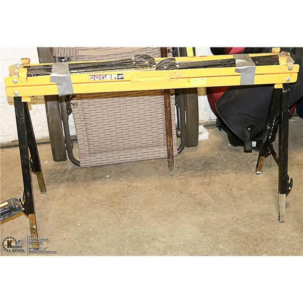 2 PCS HEAVY DUTY SAW HORSES WITH CARRY HANDLE