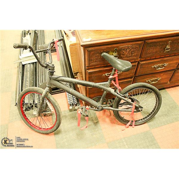 POLICE SEIZURE: BLACK BMX BIKE - AS IS
