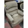 Image 1 : LAZYBOY BEIGE ROCKER RECLINER