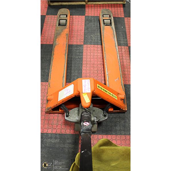 HEAVEY DUTY PALLET JACK 5,500 LBS