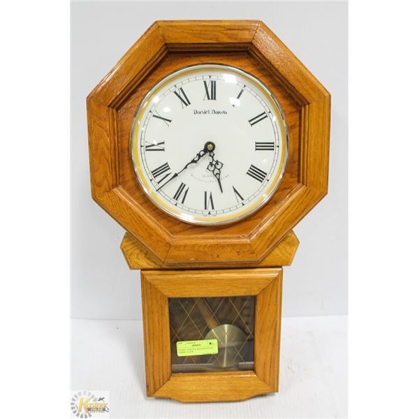 DANIEL DAKOTA WESTMINISTER CHIME CLOCK