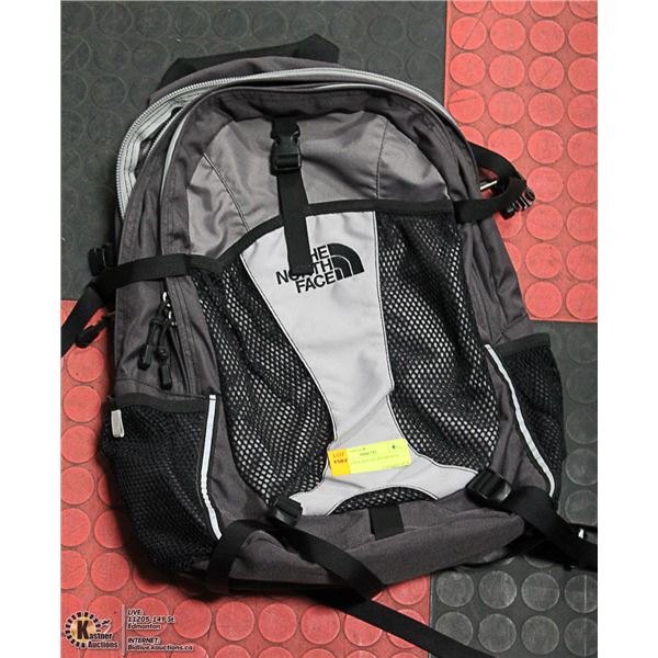 NORTH FACE RECON BACKPACK