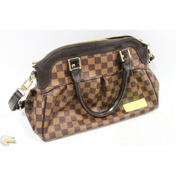 REPLICA LOUIS VUITTON PURSE