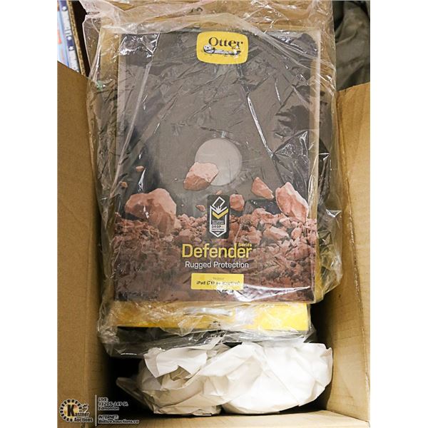 LOT OF 8  OTTER BOX DEFENDER IPAD CASE