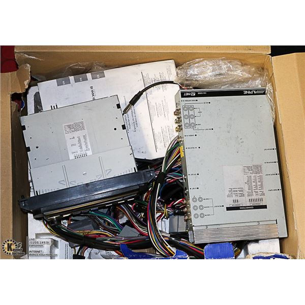 BOX OF VEHICLE STEREO EQUIPMENT AS IS