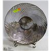 Image 1 : DECORATIVE SiLVER PLATE W/STAND 16"