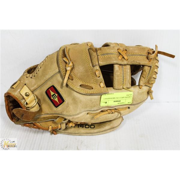 EASTON ADULT EX 1400 BASEBALL GLOVE