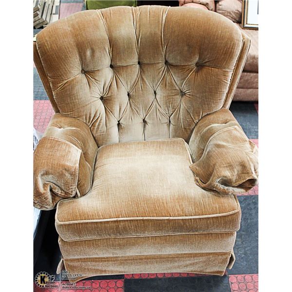 SKLAR-PEPPLER GOLD CRUSHED CORDUROY FABRIC