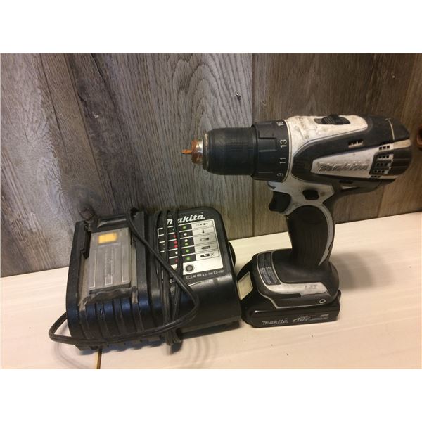 MAKITA 18V DRILL WITH BATTERY AND CHARGER