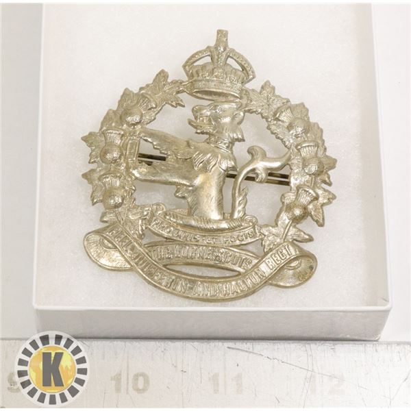 WW2 CANADIAN LORNE SCOTTS MILITARY CAP BADGE