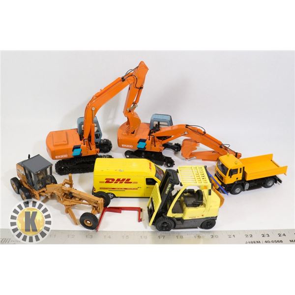 VINTAGE DIECAST HEAVY EQUIPMENT CASE DHL AND MORE