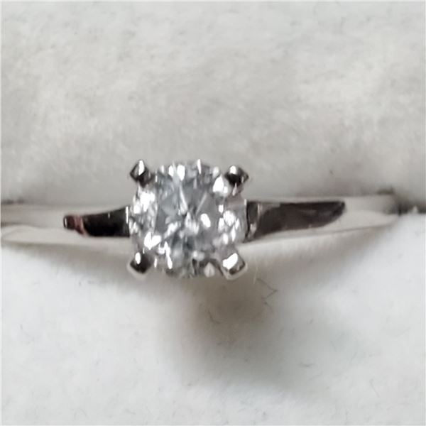 10K WHITE GOLD DIAMOND(0.4CT, I3,F) RING