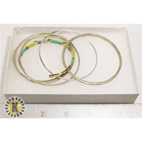 LOT OF 6 MIXED DESIGN COSTUME BANGLES