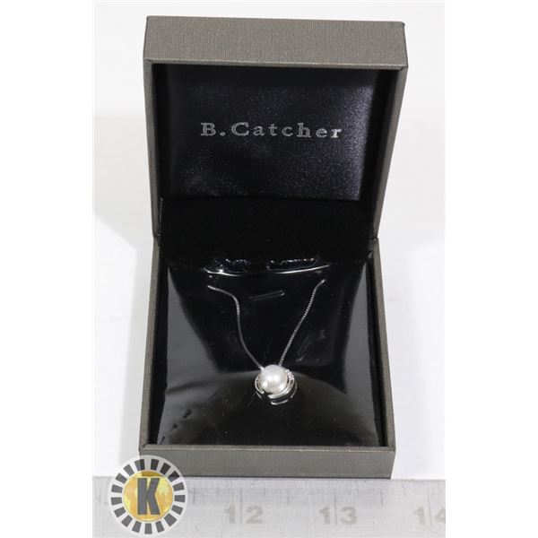 .925 SILVER CHAIN  AND FRESH WATER PEARL PENDANT