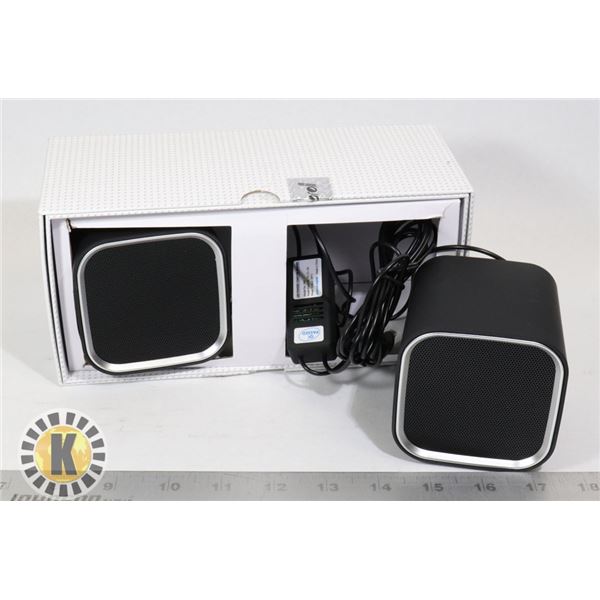 COMPUTER SPEAKER SET