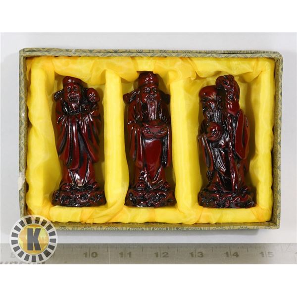 SET OF THREE ASIAN THEME FIGURES IN GIFT BOX