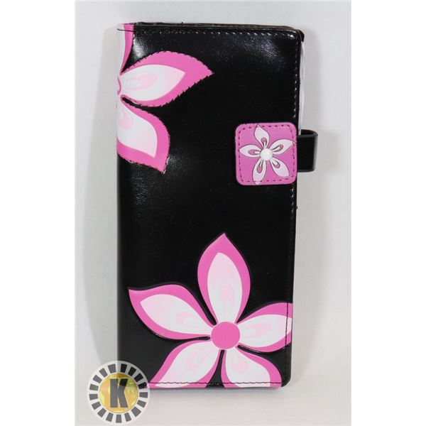 NEW SHAG WEAR WOMENS WALLET